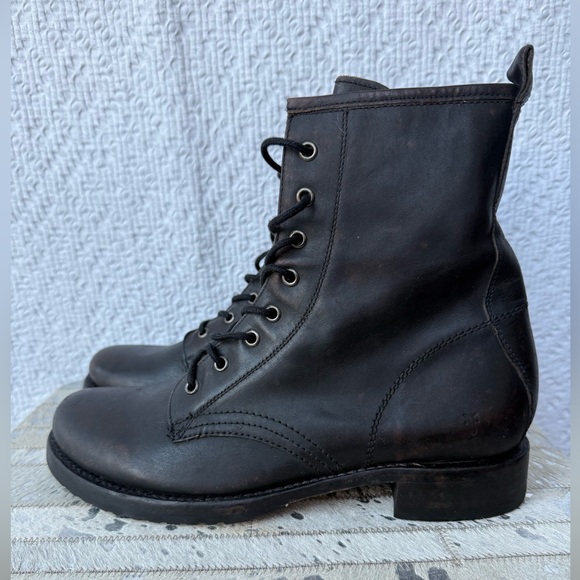 Frye Veronica Flex Combat Boot in Antique Brown Size 11 - Picture 7 of 9